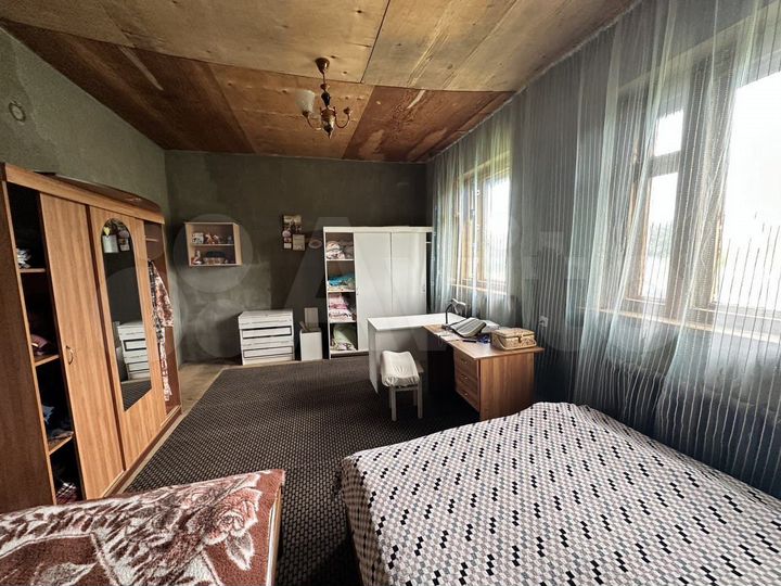 Дом 270 м² на участке 39 сот.