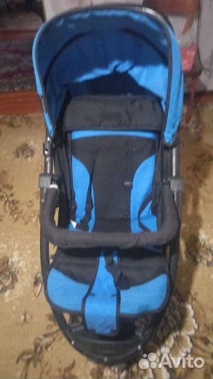 Прогулочная коляска