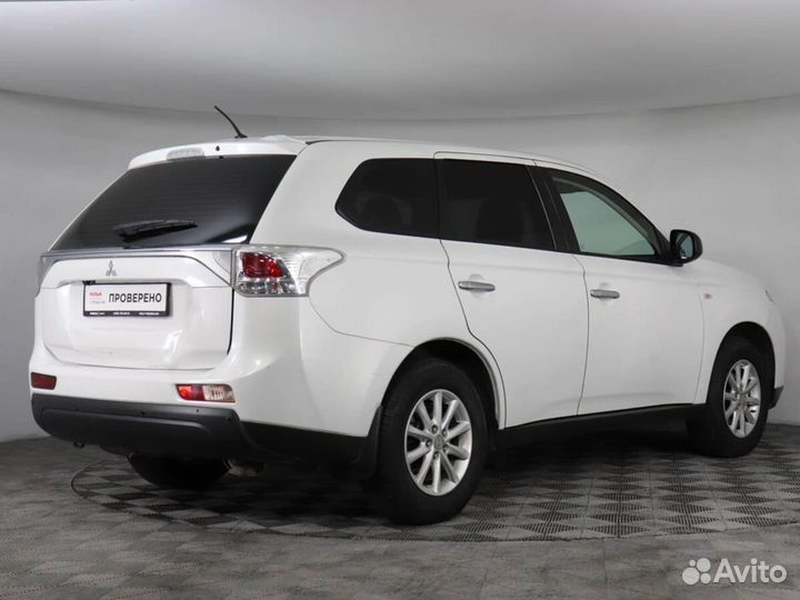 Mitsubishi Outlander 2.0 CVT, 2014, 212 112 км