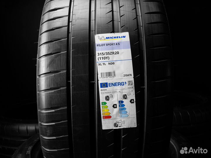 Michelin Pilot Sport 4 S 275/40 R20 и 315/35 R20 107Y