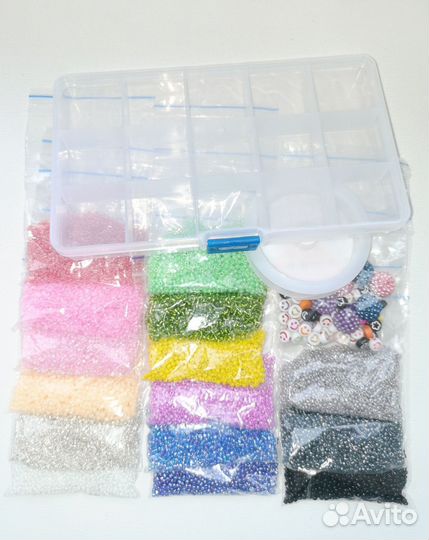 Набор бисера в органайзере