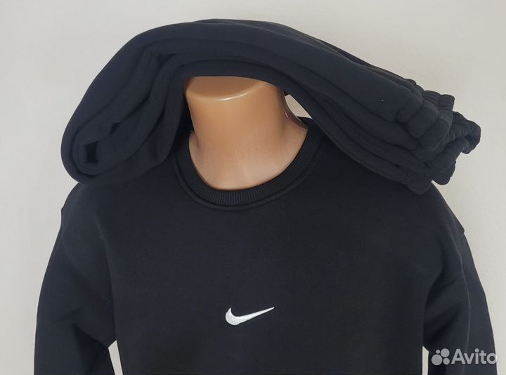 Спортивный костюм Nike