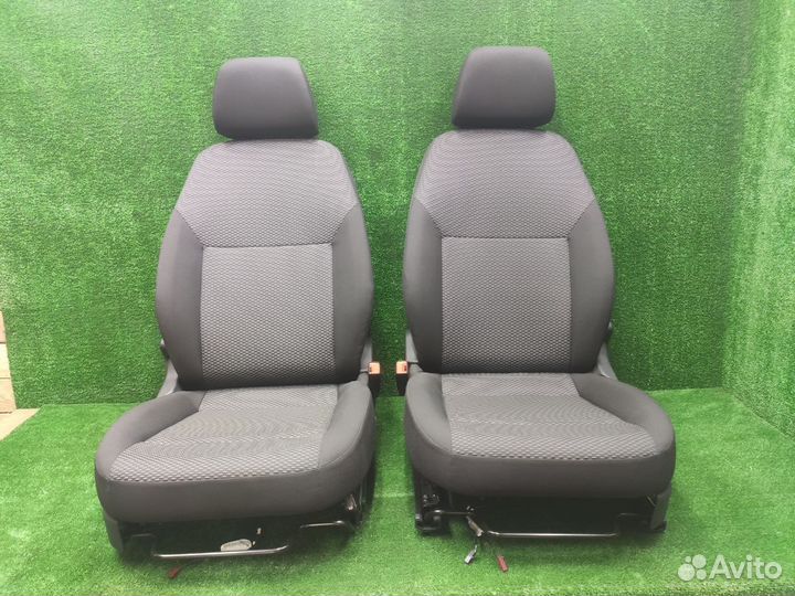 Новые сидения volkswagen polo 5