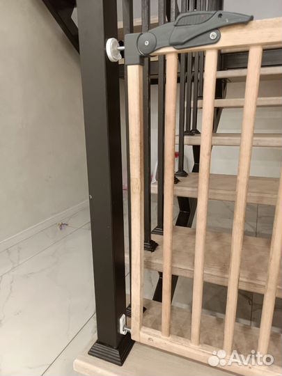 Защитный барьер калитка