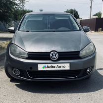 Volkswagen Golf 1.6 AMT, 2010, 266 000 км, с пробегом, цена 640 000 руб.