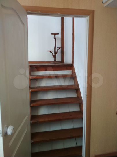 Коттедж 320 м² на участке 8 сот.