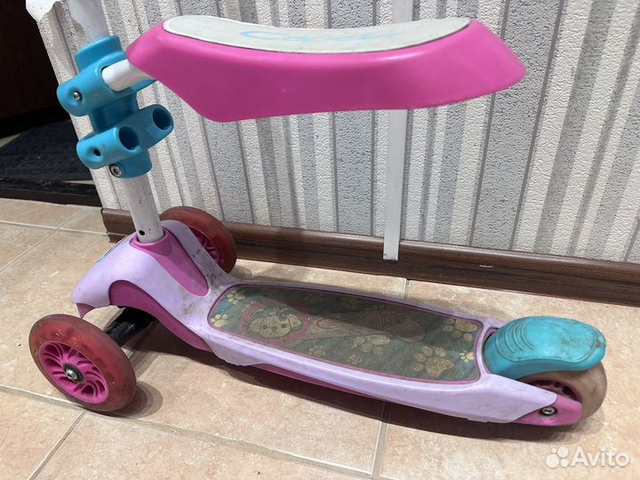 Самокат детский с сиденьем