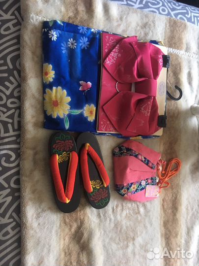 Японское женское кимоно в комплекте