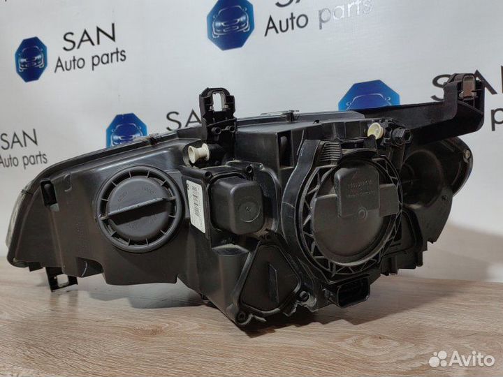 Фара передняя правая Bmw X5 E70 N52B30AF 2008