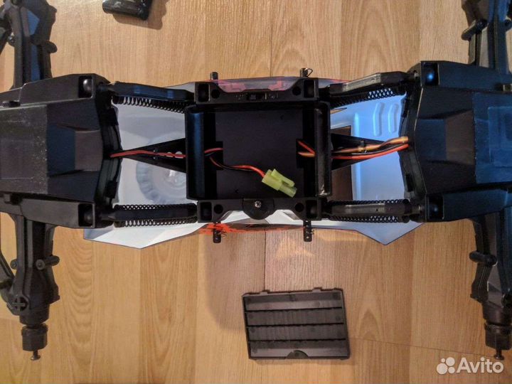 BSD 1:10 радиоуправляемая машина краулер