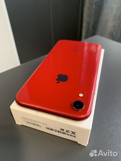 iPhone Xr, 64 ГБ