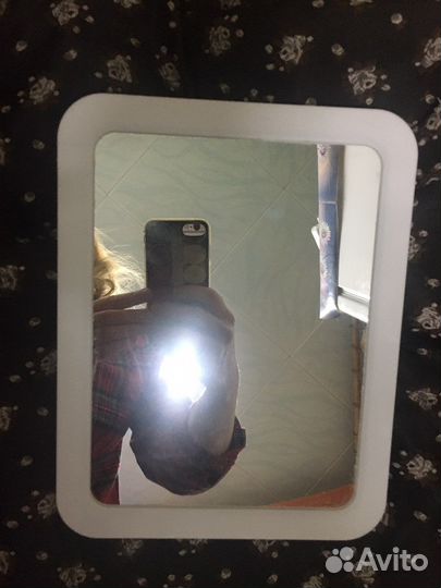 Зеркало с подсветкой настольное