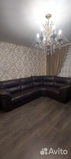 Угловой диван с тумбой Бруклин в коже фабрики Home