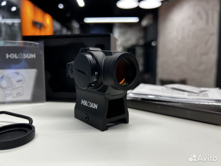 Коллиматор Holosun HS403R (красная точка)