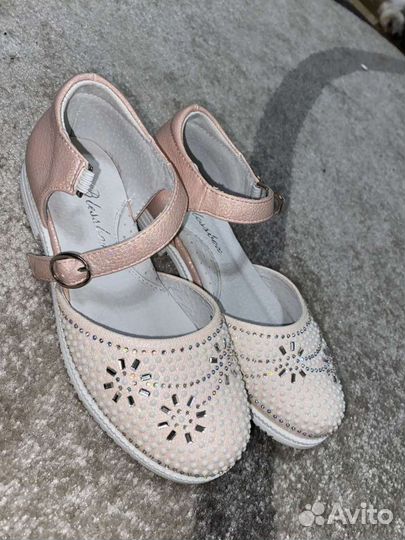 Туфли для девочки 29