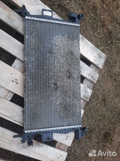 Радиатор охлаждения на ford focus 3