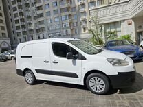 Peugeot Partner 1.6 MT, 2013, 270 000 км, с пробегом, цена 765 000 руб.