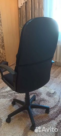 Компьютерный стул