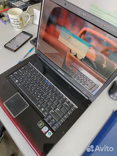 Samsung r560