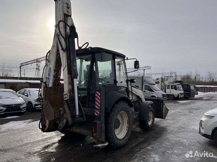 Экскаватор-погрузчик Terex TLB825-RM, 2018