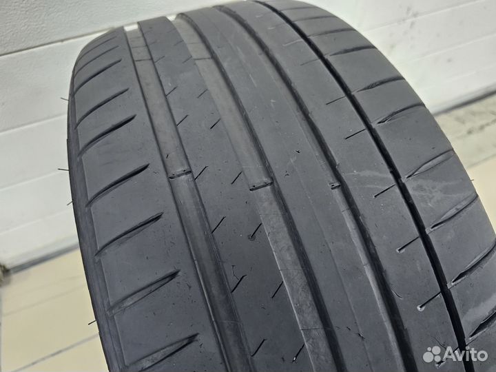 Michelin Pilot Sport 4 245/40 R19