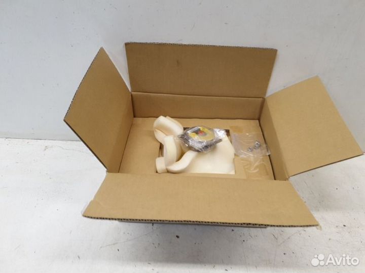 Пиропатрон передний Toyota Hilux 8 2015