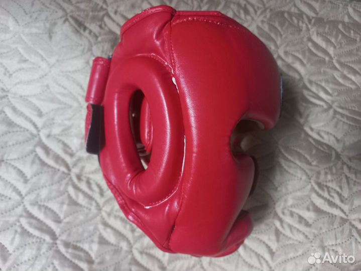 Шлем для единоборств