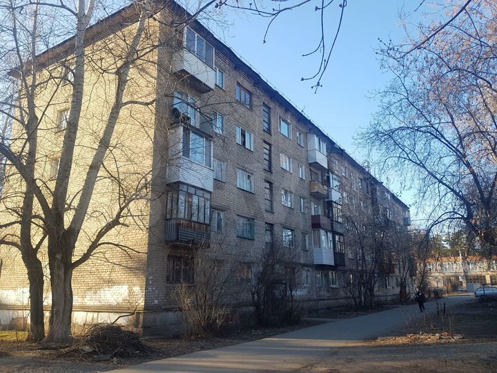 Комната 18,7 м² в 5-к., 1/5 эт.