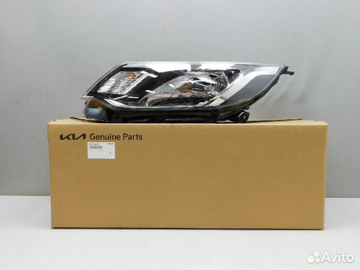 Фара левая Kia Rio