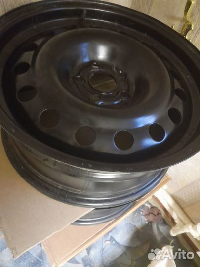 Штампованные диски R17