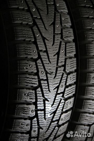 Nokian Tyres Hakkapeliitta 7 SUV 225/65 R17 106T