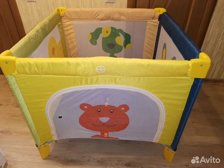 Манеж детский складной