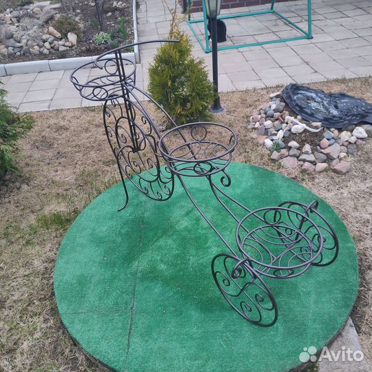 Цветочница- велосипед для улицы металлическая