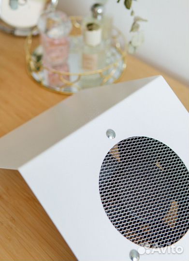 Пылесос для маникюра Polarus PRO-series