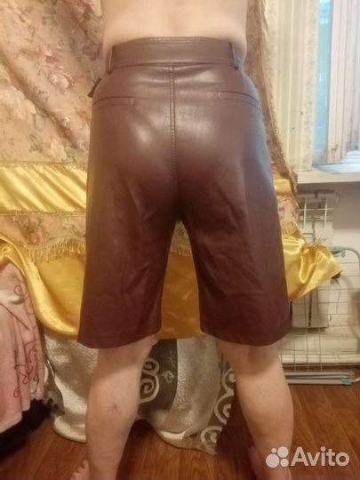 Шорты кожаные 46 размер