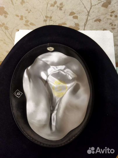 Шляпа фетровая черная