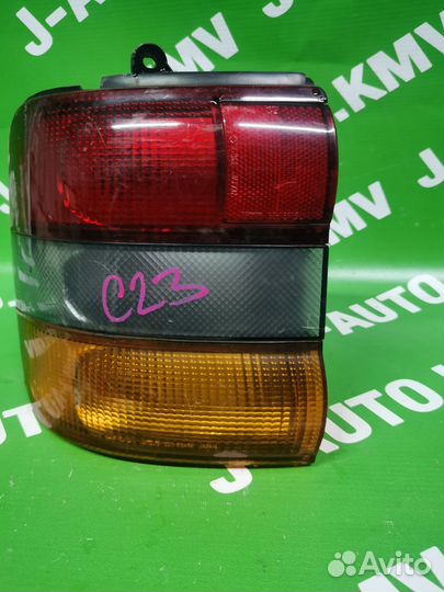Фонарь задний Nissan Serena