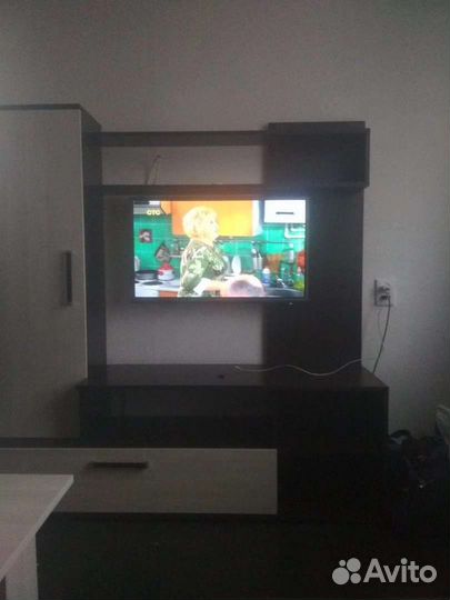 Стенка в гостиную