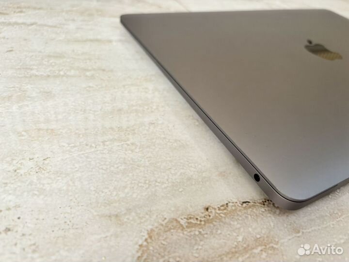 MacBook Air 13 2020 M1 8/500gb