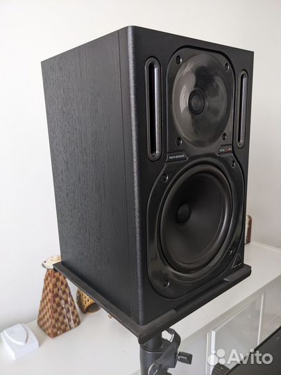 Рабочая станция korg Krome 73 (комплект)