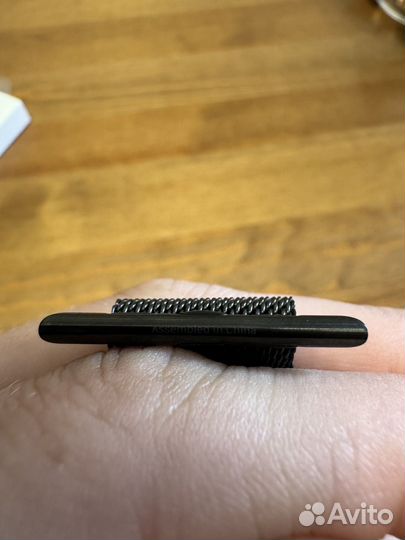 Отличный ремешок для Apple Watch Milanese Loop