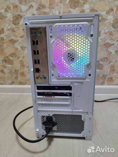 Красивый игровой системный блок