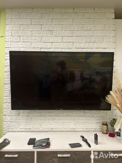 Телевизор на запчасти