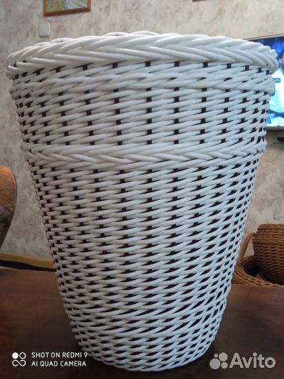 Корзина плетеная