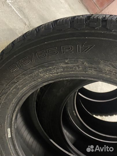 Nokian Tyres Hakkapeliitta 9 SUV 215/65 R17 103T