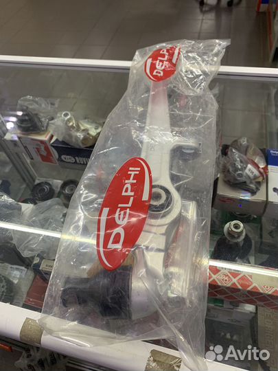 Рычаг передний подвески ниж L/R TC768