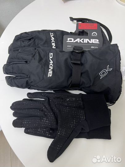 Перчатки горнолыжные Dakine scout