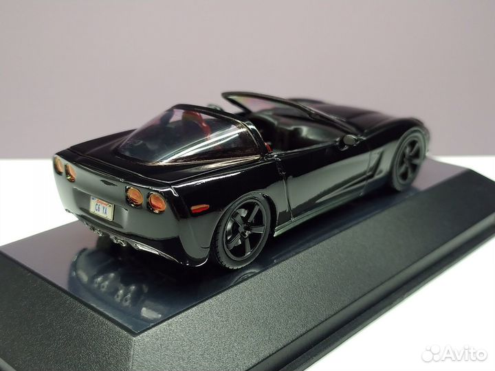 1:43 Chevrolet Corvette C6 Targa 2005