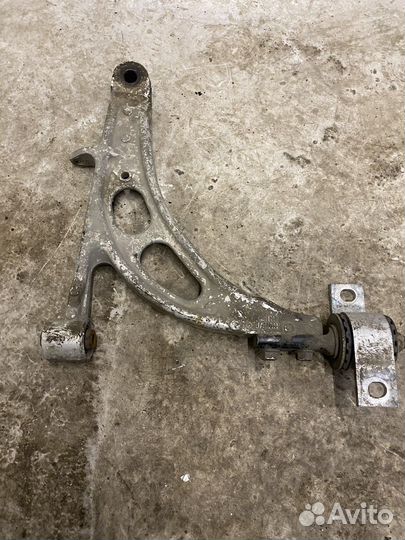 Рычаг передний правый subaru imprezaGG GGA