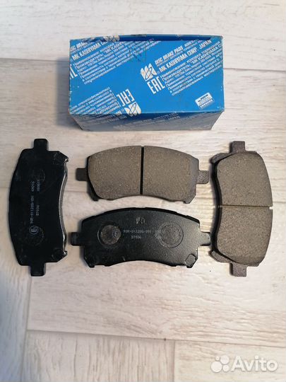 Колодки тормозные передние Subaru